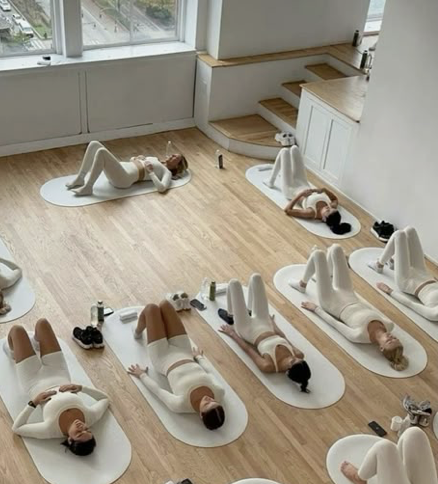 The Difference Between a Good Pilates Class and a Great One (And How to Tell From the First Session)