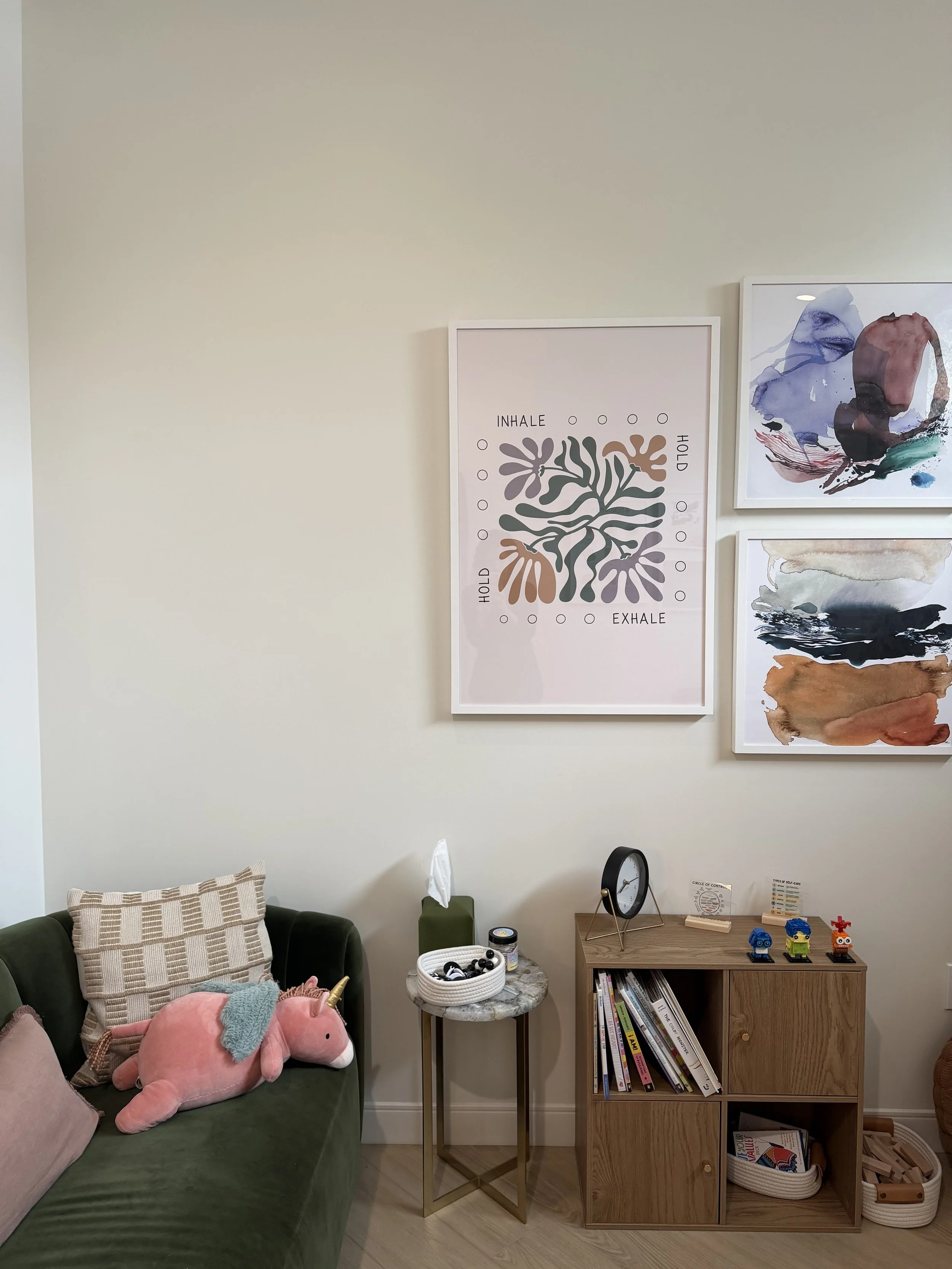 Therapy for kids, teens, young adults in mid city Los Angeles