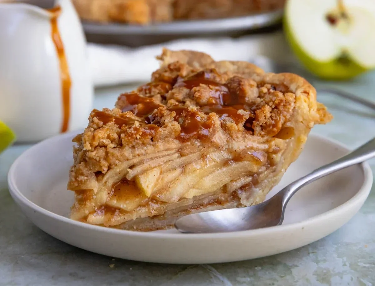 Apple-Caramel-Crumble-Pie+.webp