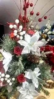 Graveside Vase Florals Tier 1