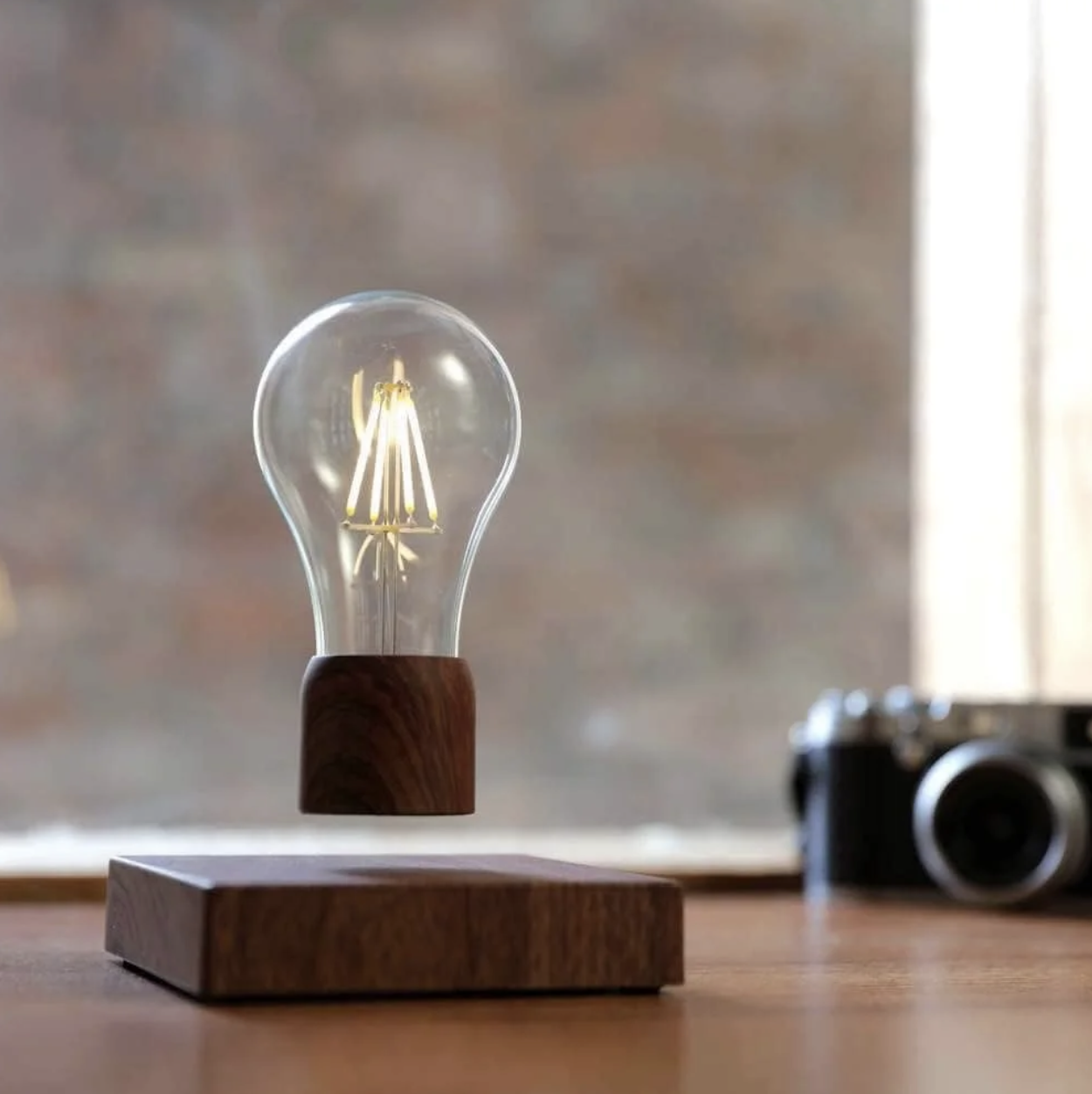 THE 3 COOLEST GADGETS TO MAKE YOUR ROOM LOOK STRAIGHT OUT OF A SCI-FI MOVIE