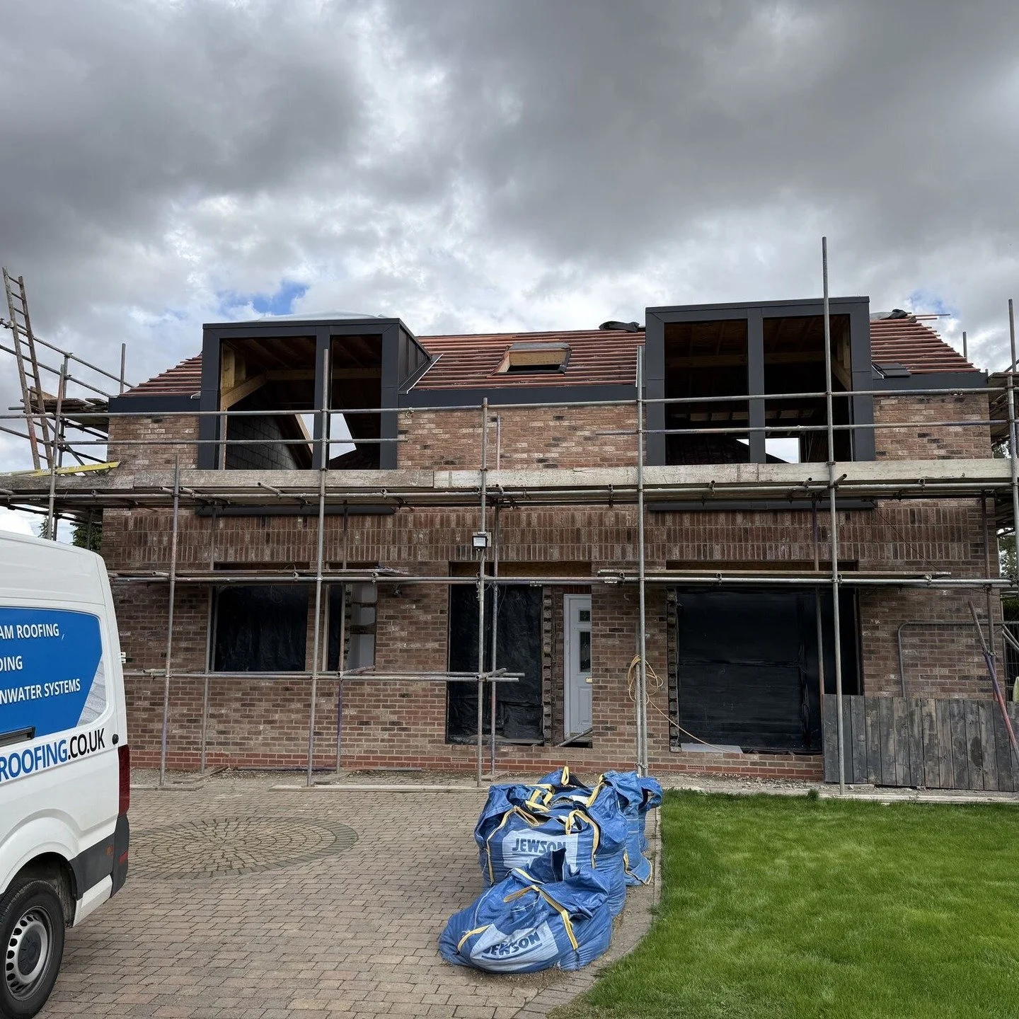 🏗️ Install near completion!
Another high-quality standing seam roof coming together beautifully. Our team is committed to precision, durability, and great design &mdash; every time.
📍 SeamRoofing.co.uk
#StandingSeamRoofing #MetalRoofing #RoofingExp