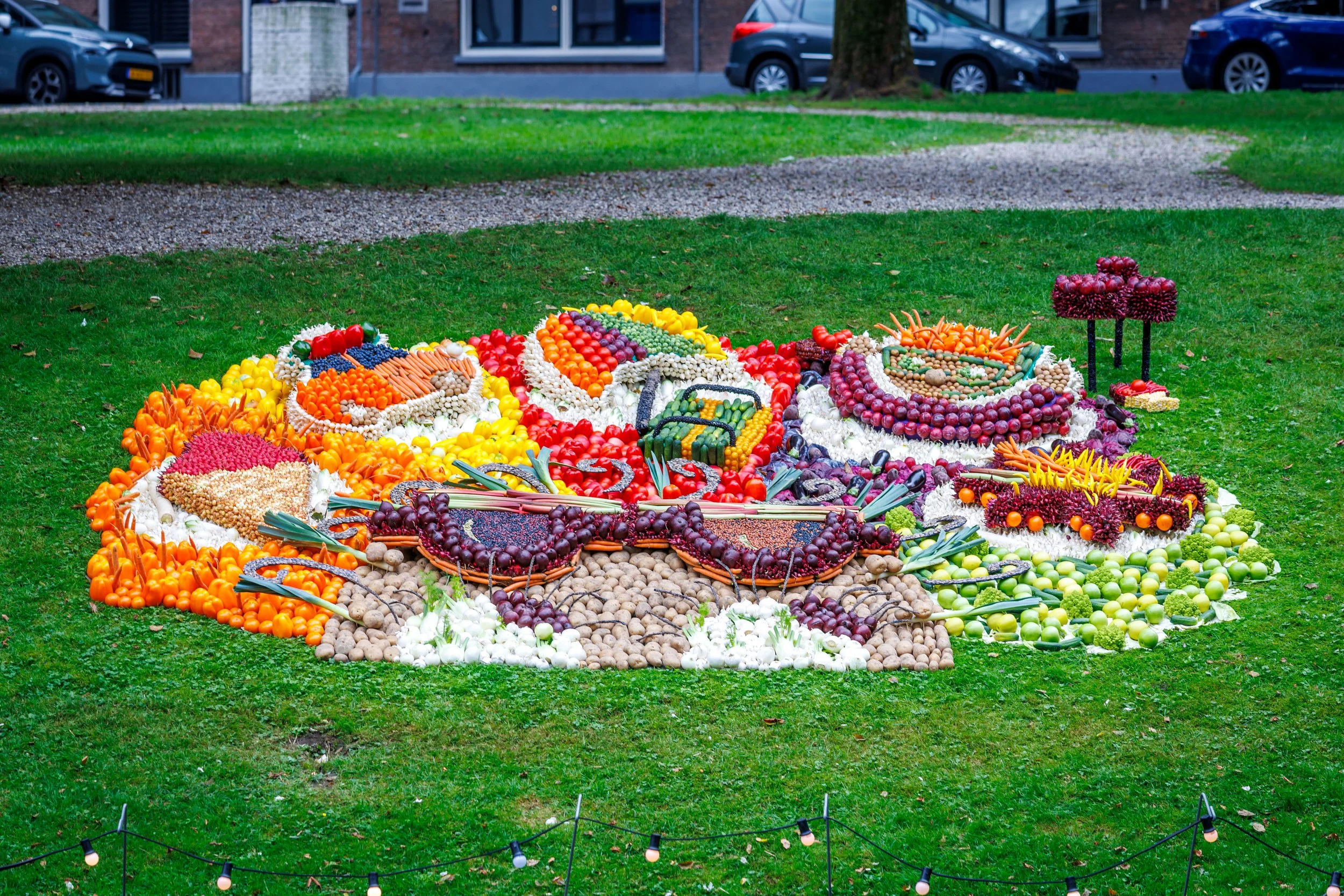 12 Stichting ZO "ZOmaar ZOnnige ZOmegedachten"