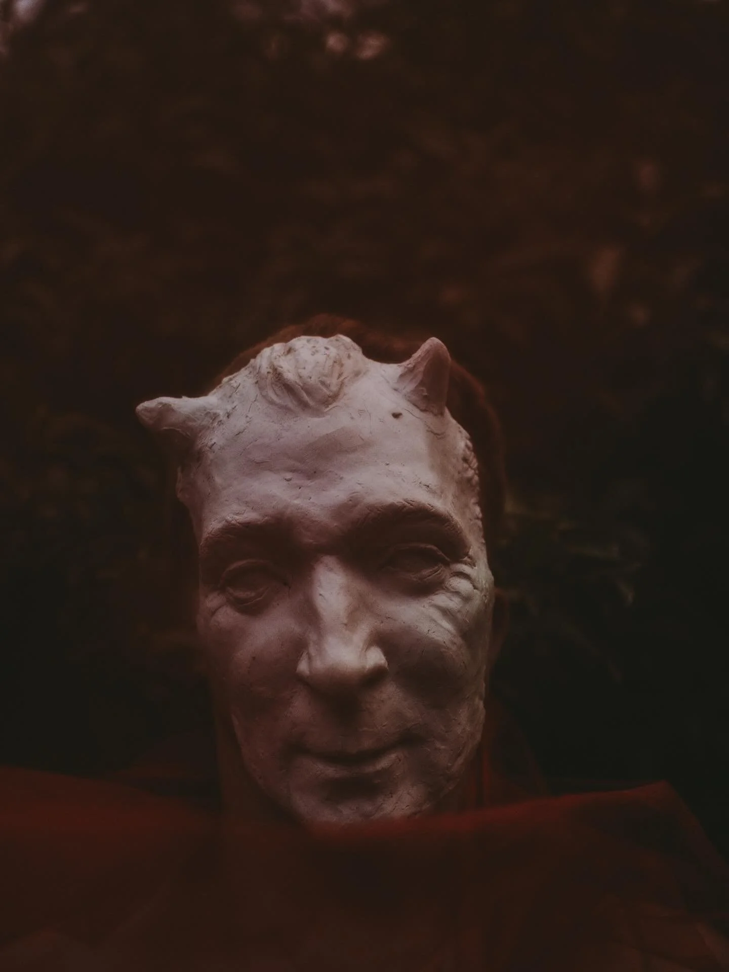 the devil prowls around like a roaring lion looking for someone to devour.

#dark #darkart