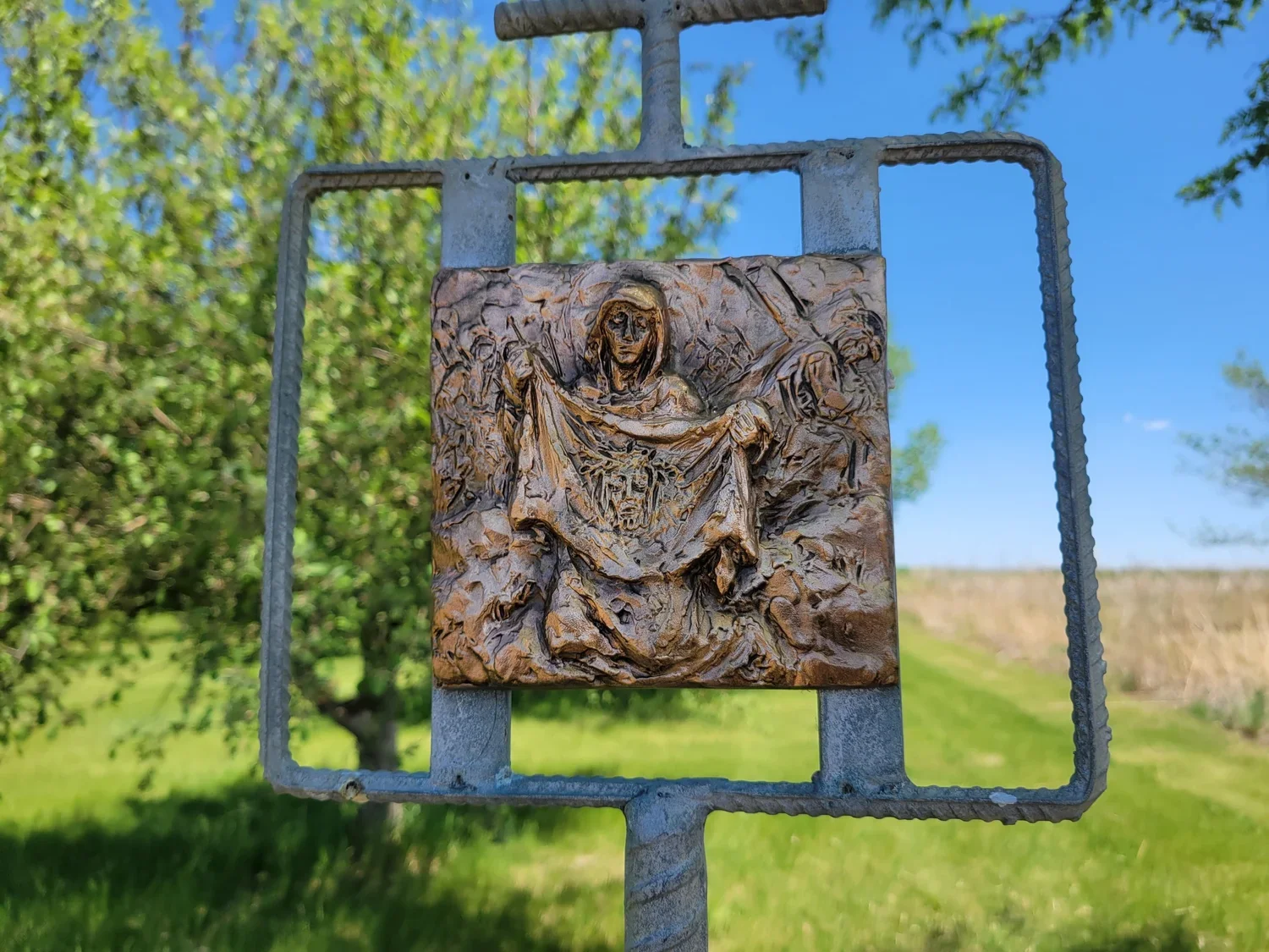 Station VI: Jesus and Veronica