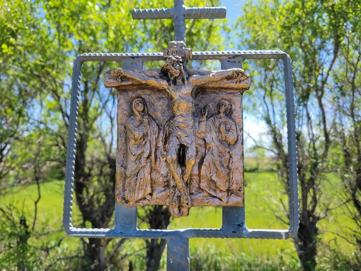 Station XII: Jesus Dies on the Cross