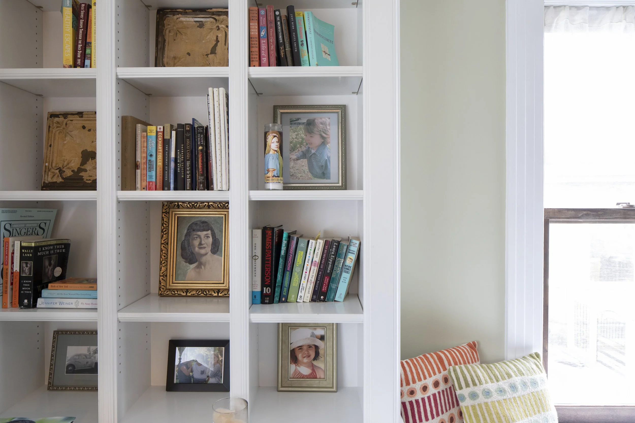 IMG_7773.jpg_bookshelf_pillows.jpg