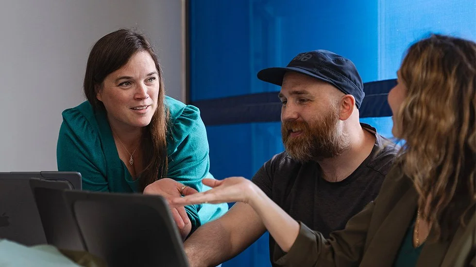 Brand vs. Local Marketing: How to Fix the Franchise Marketing Tug-of-War (Without Losing Control)