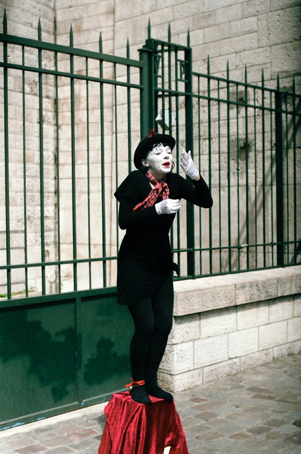 frenchdaymime2012.jpg