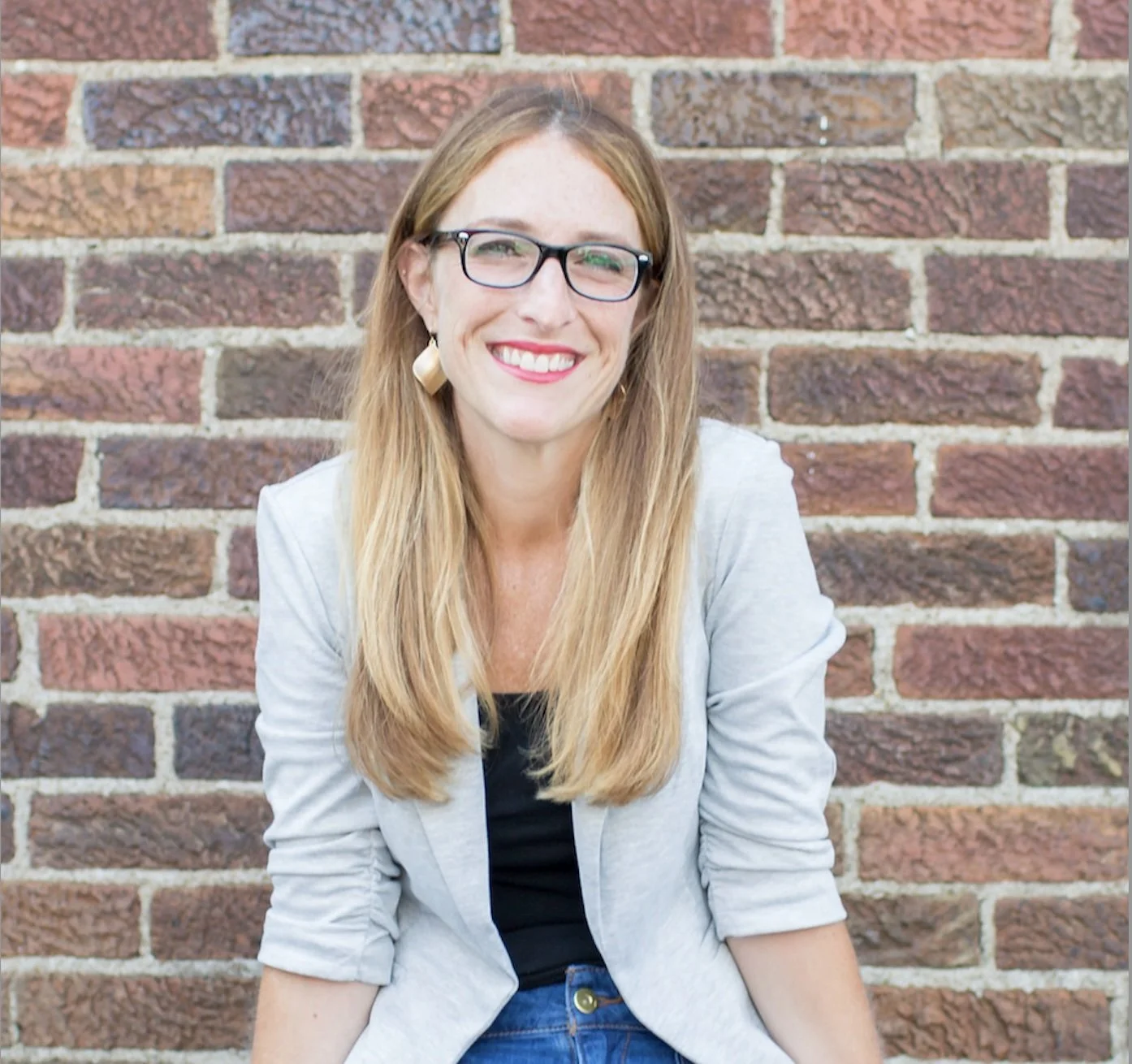 Headshot of author Jamie Sumner