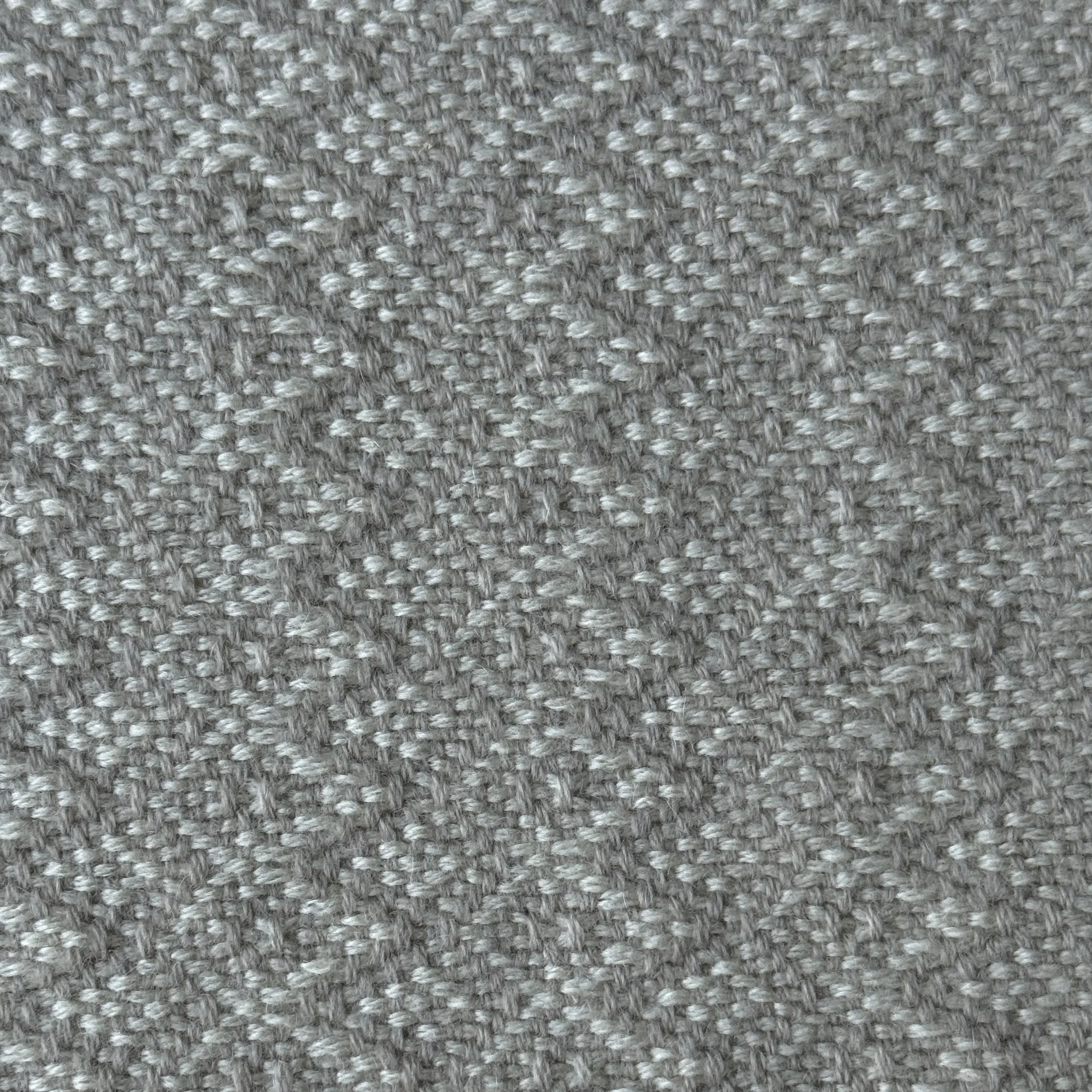 AC017 B