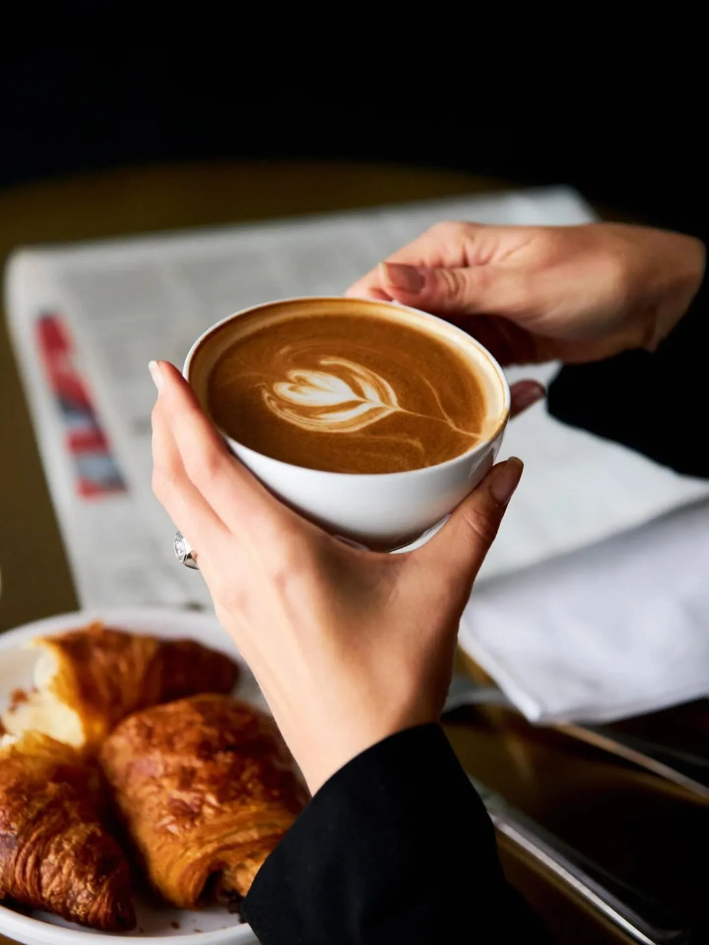 Flat white, Latte Lavande, Matcha Green Eye, ou encore le Baklava Latte&hellip; il y en a pour tous les go&ucirc;ts dans notre coffee shop ☕️