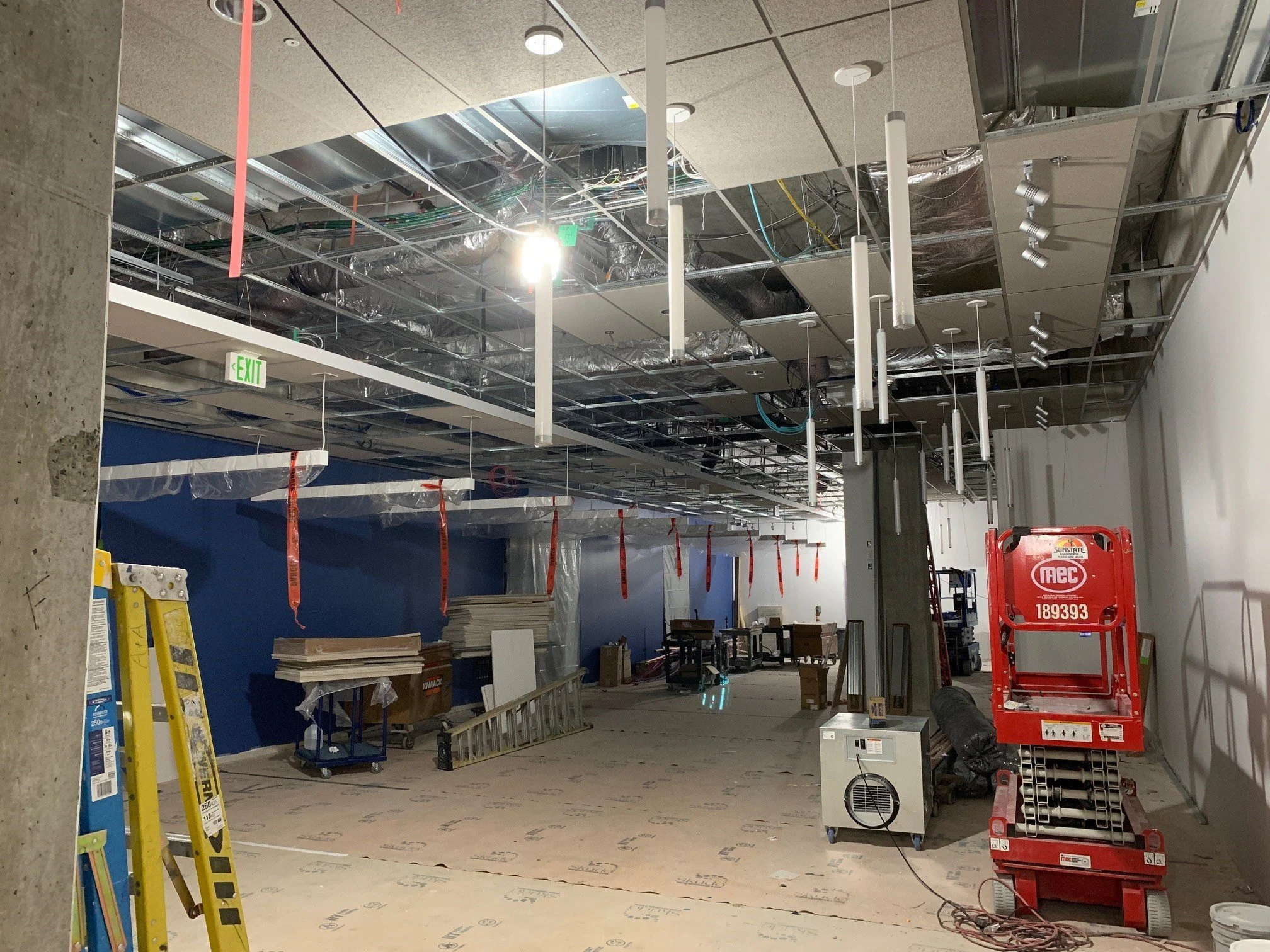 NWES Surgery Center Lobby.jpg