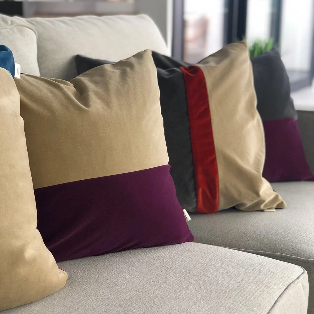 ACCENT PILLOWS