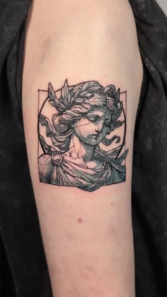 Dicaeosyne. Learned a lot from this one.
.
.
.
#tattootoronto #torontotattoo #tattooartisttoronto #torontotattooartist #torontoart #bishoptattoosupply #worldfamousink #justice #eztattoocartridges