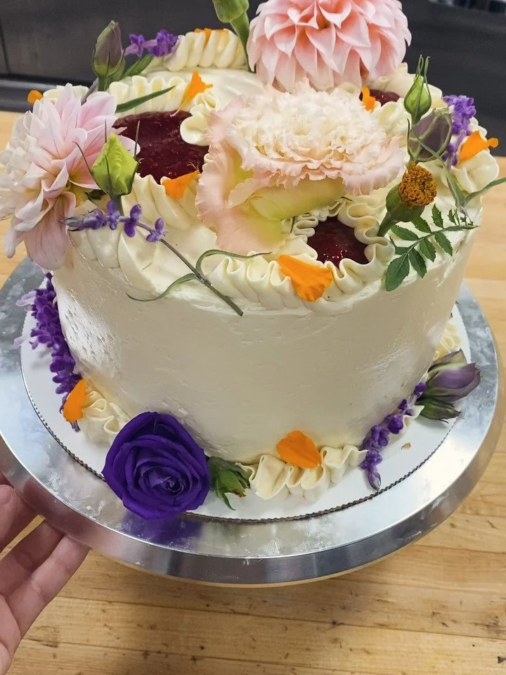 Yay! This was an exciting week for my small but mighty community bakery. Fully stacked. The leaves turning color and cool mornings give me a vibrancy amongst it all. This is my favorite time of year to bake. Pantry Bread bakes are going strong on Wed