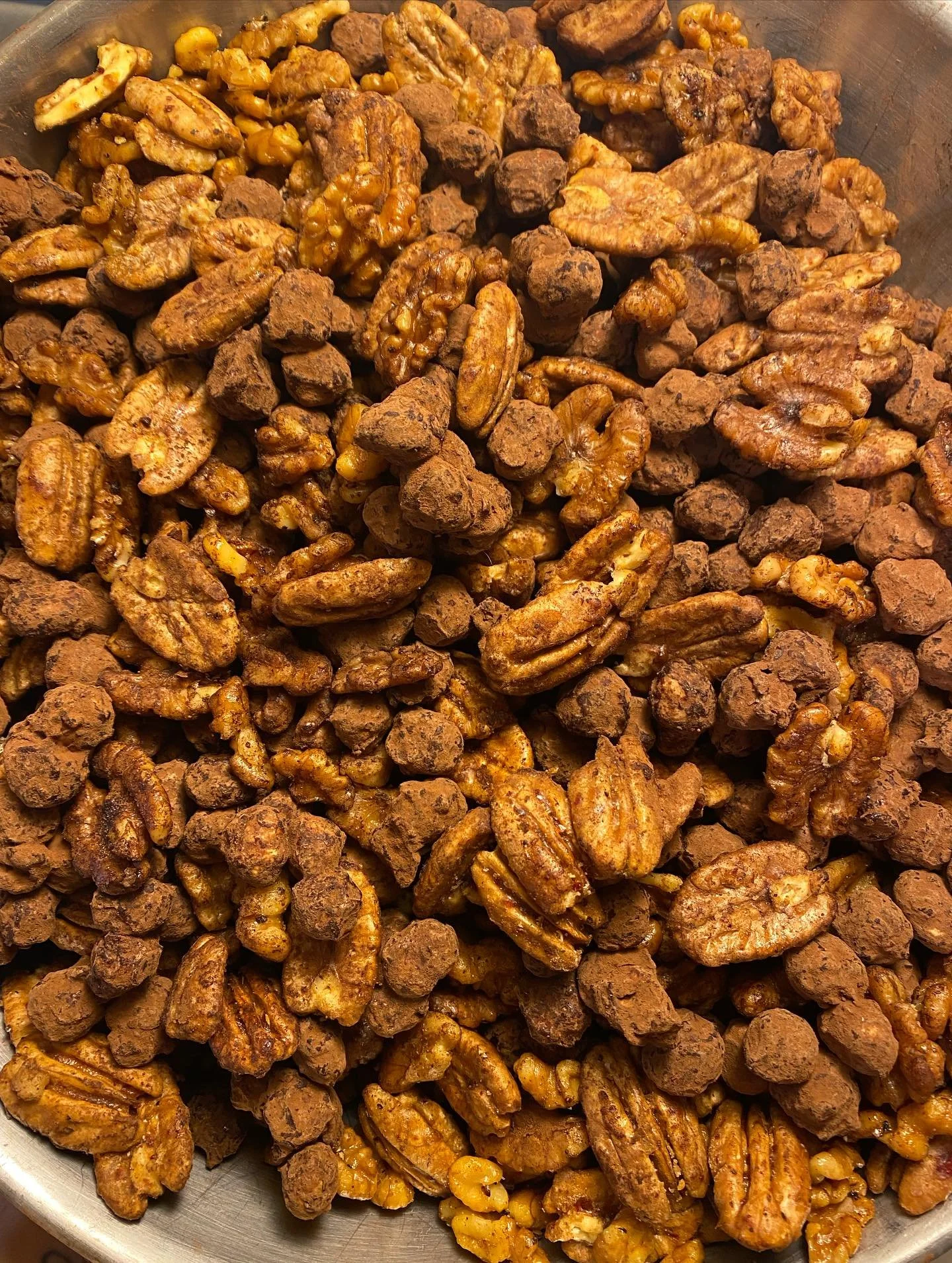 Just absolutely can&rsquo;t wait to eat handfuls of this sweet &amp; salty nut mix this week. Candied Voss pecans with citrus, brown sugar, and Aleppo peppers. Hazel Hearts hazelnuts candied and dipped in dark chocolate and then tossed in Dutch-proce
