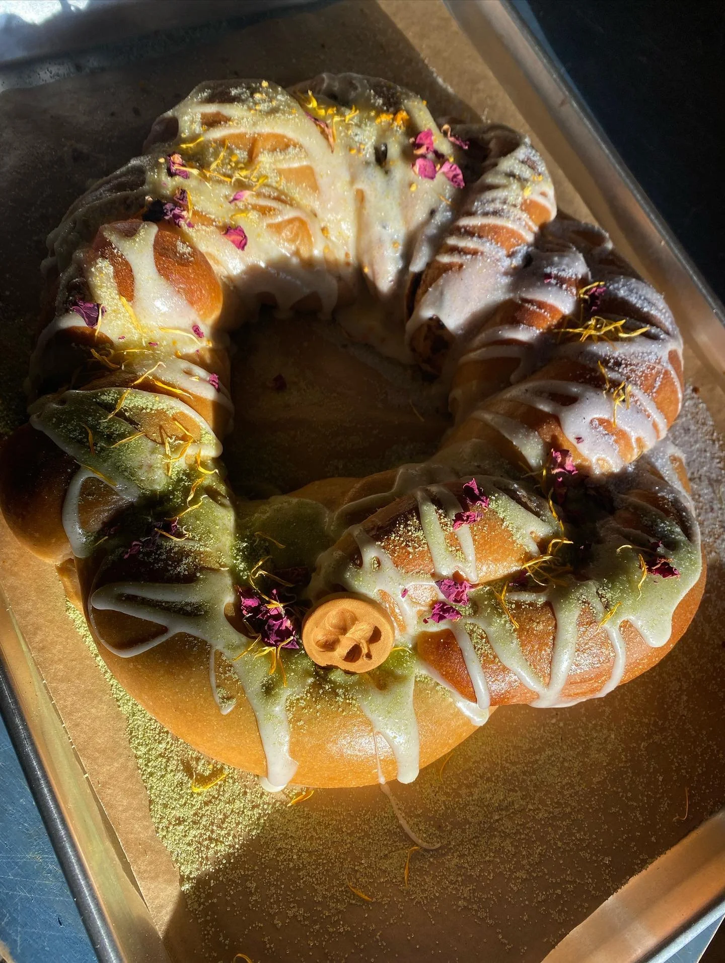 King Cakes 2025 are upon us. They are super limited this year because silly little 5 month pregnant me thought that silly little 7 month pregnant me would be totally fine with rocking a ton of those out right after the valentines market lol. I honest