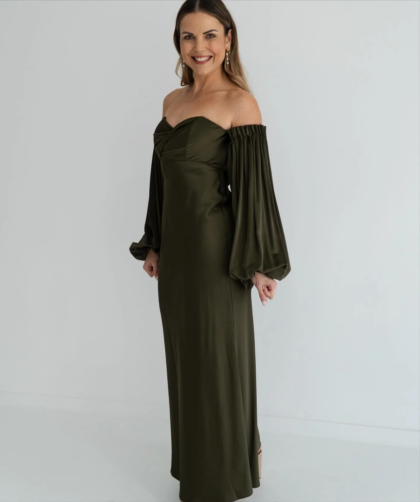 &bull; FOR HIRE &bull; 

SIGNIFICANT OTHER - DANIKA OFF SHOULDER
Size 10
Hire Price: $90

RRP: $320

#dresshiretownsville #dresshireaustralia#supportlocaltownsville #smallbusinesstownsville #dresshiremackay #dresshirecairns #dresshirebrisbane #dressh