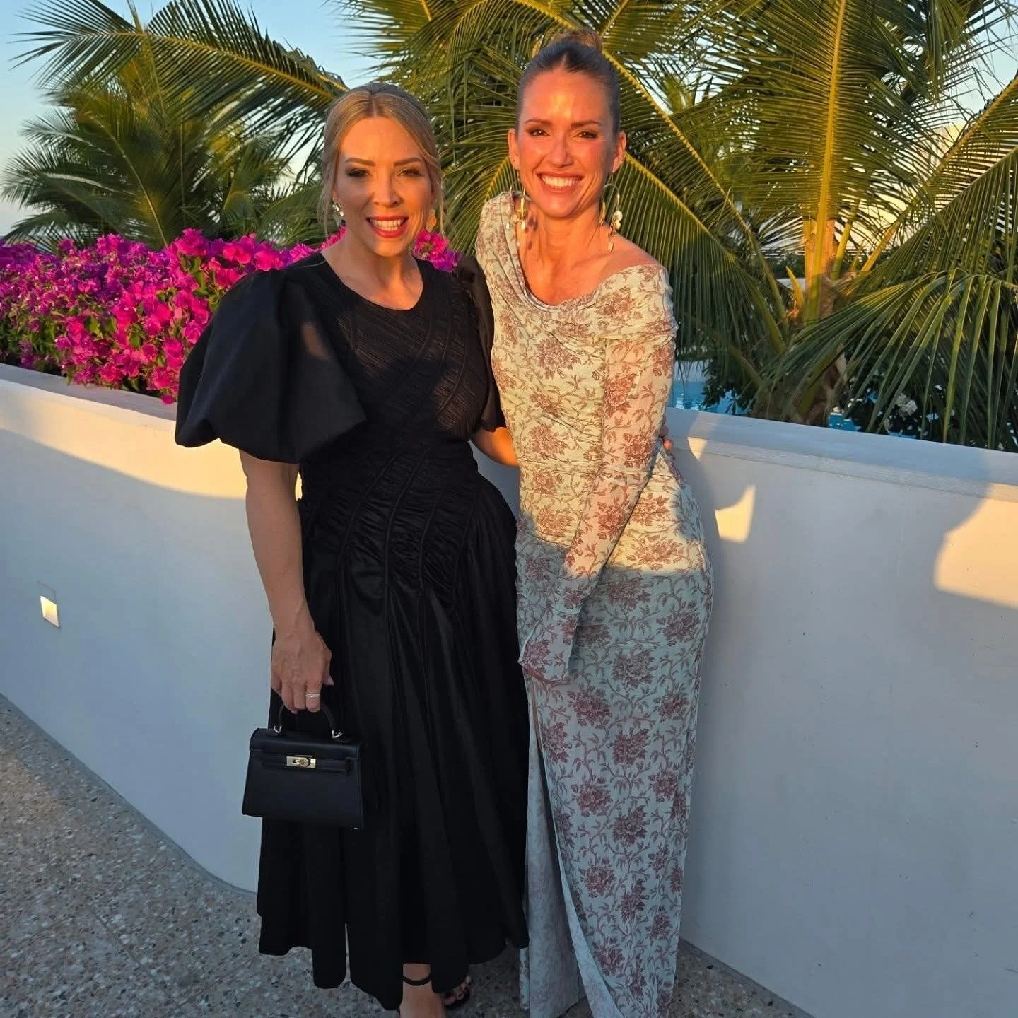 Looking absolutely gorgeous, @mrsrossi83, in our Aje Wisteria Midi at the Townsville Foster &amp; Rehoming Ball over the weekend 🖤

#dresshiretownsville #dresshireaustralia #supportlocaltownsville #smallbusinesstownsville #dresshiremackay #dresshire