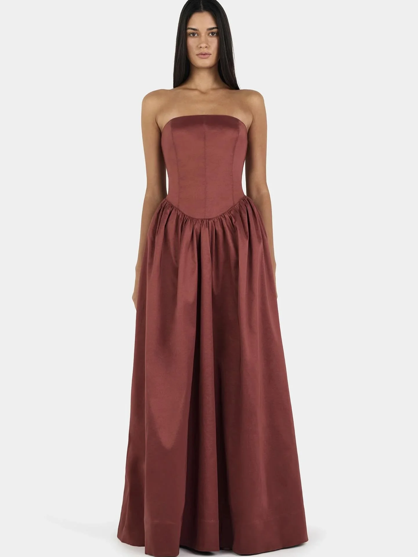 NEW @hansenandgretel has just landed! 🤎

HANSEN &amp; GRETEL - AUDREY GOWN
Size 14
Hire Price: $130

RRP: $399

#dresshiretownsville #dresshireaustralia
#supportlocaltownsville #smallbusinesstownsville #dresshiremackay #dresshirecairns #dresshirebri