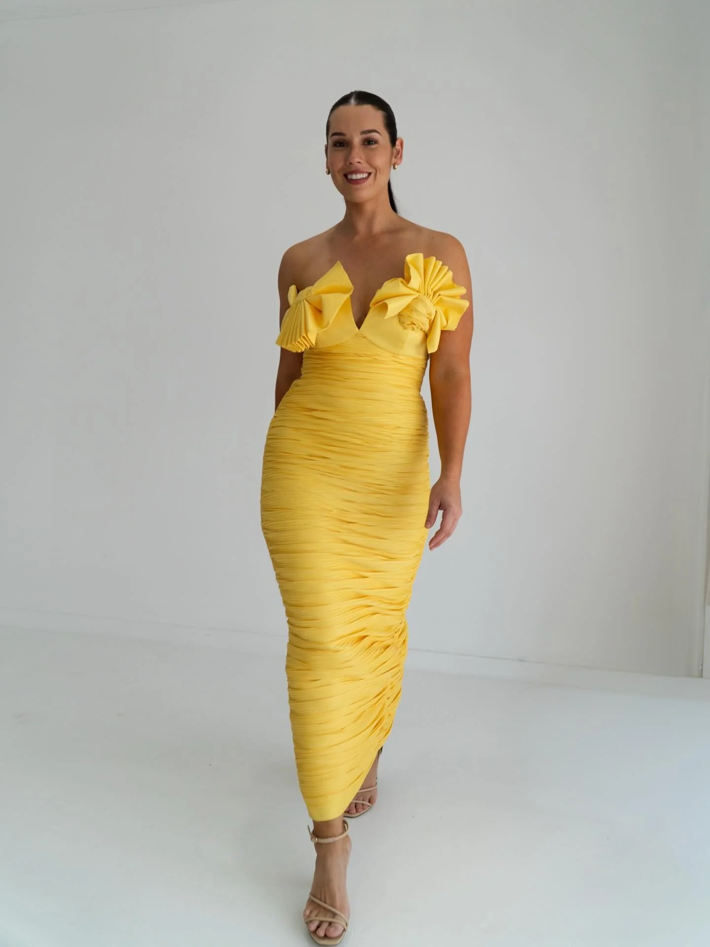 Getting dressed up isn&rsquo;t about impressing anyone else, it&rsquo;s about how it makes YOU feel.  A little effort, the right dress and suddenly you&rsquo;re standing taller and smiling brighter 💃🏻💫 

Helping ladies feel confident for their spe