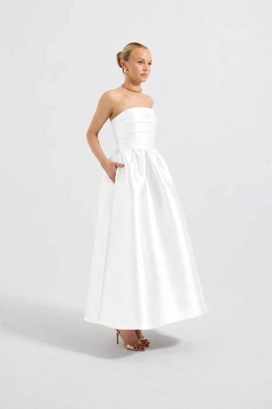 PD101603_White_2.jpg.webp
