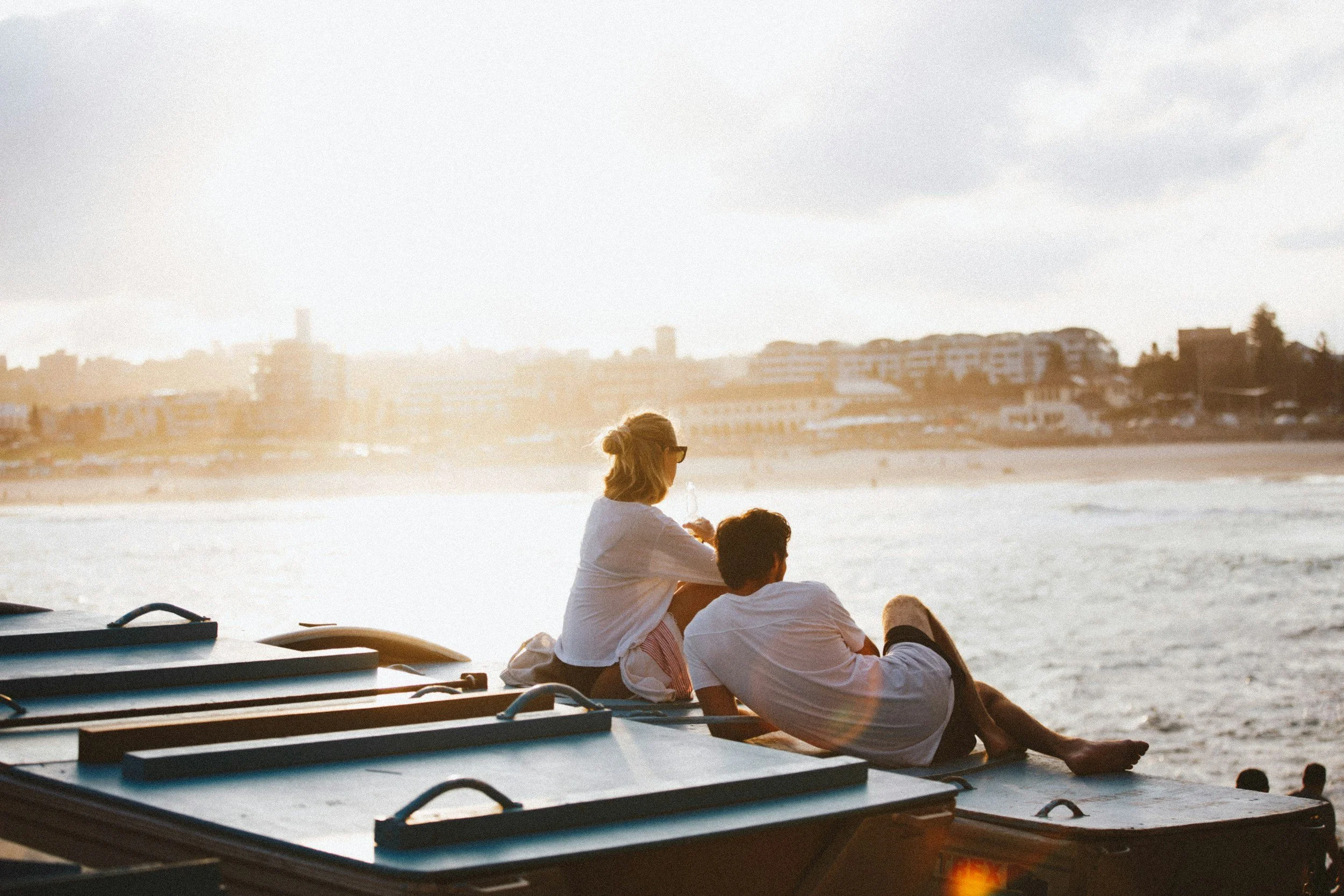 Emotional Unavailability in Relationships: Why Love Feels Distant