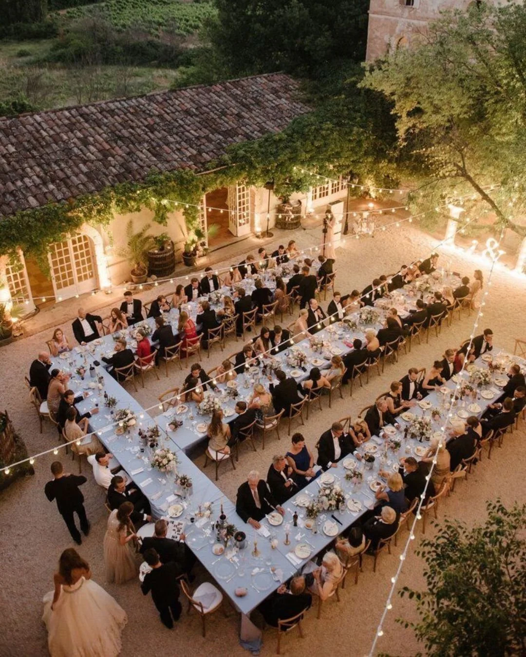 italian-villa-courtyard-wedding-reception.jpg
