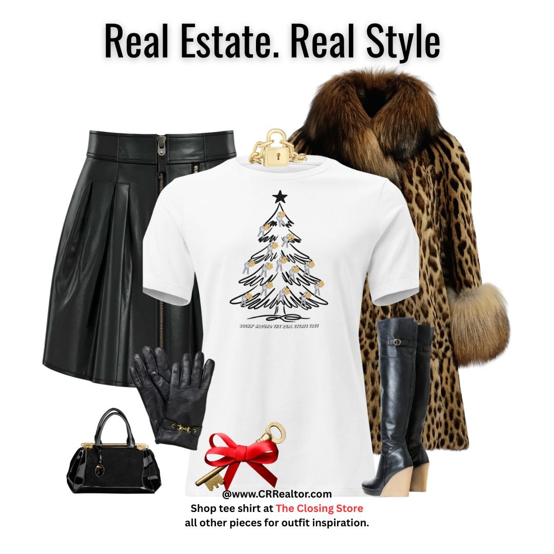 Wear this fun Realtor themed shirt to Christmas parties, open houses, team meetings or to the gym...get the party and conversation started!!
Order while supplies last...link in bio