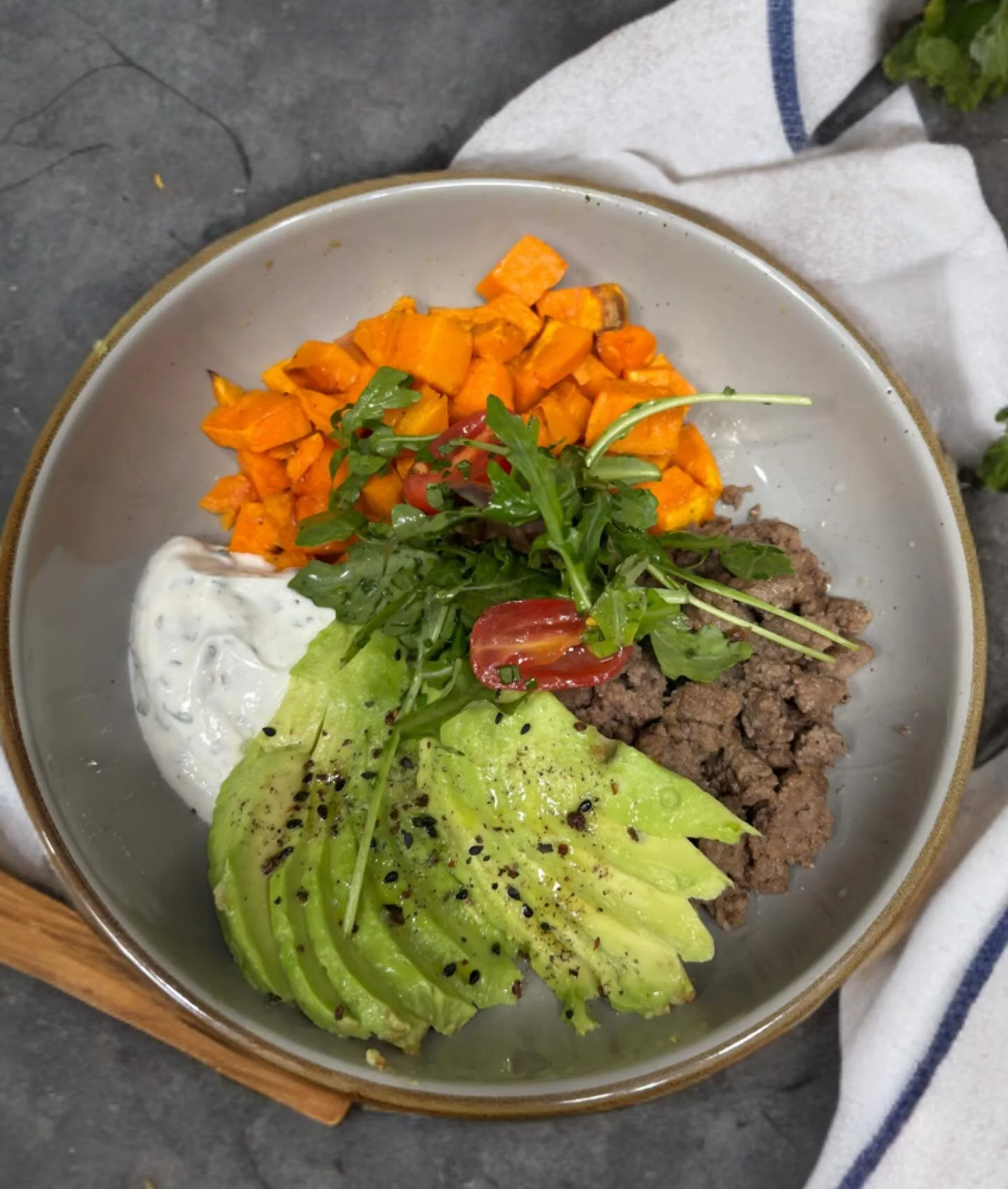 Fresh, comforting, and just what your body&rsquo;s been asking for 🤍
Our new California Bowl brings together seasoned ground beef, sweet potatoes, herb yogurt, and fresh avocado &mdash; simple ingredients, thoughtfully put together, made to nourish 