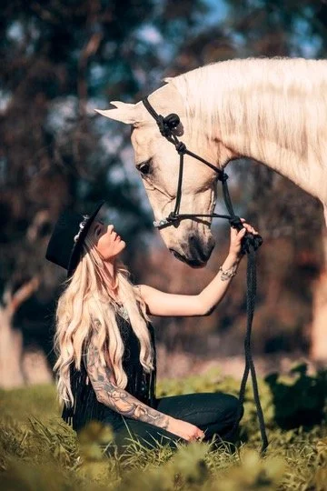 renting horses for photoshoots in LA.jpeg
