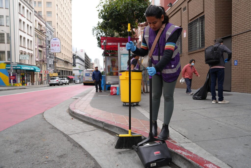 GLIDE Neighborhood Cleanup