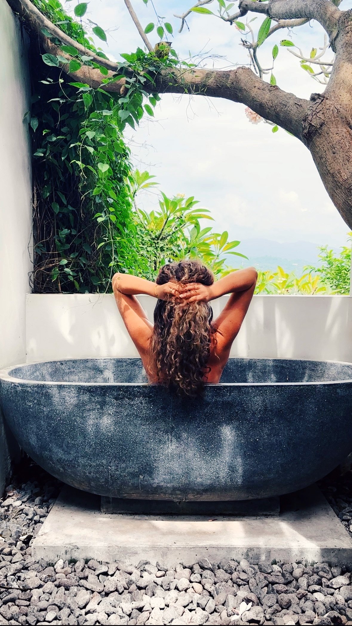 marloes bath final.jpg