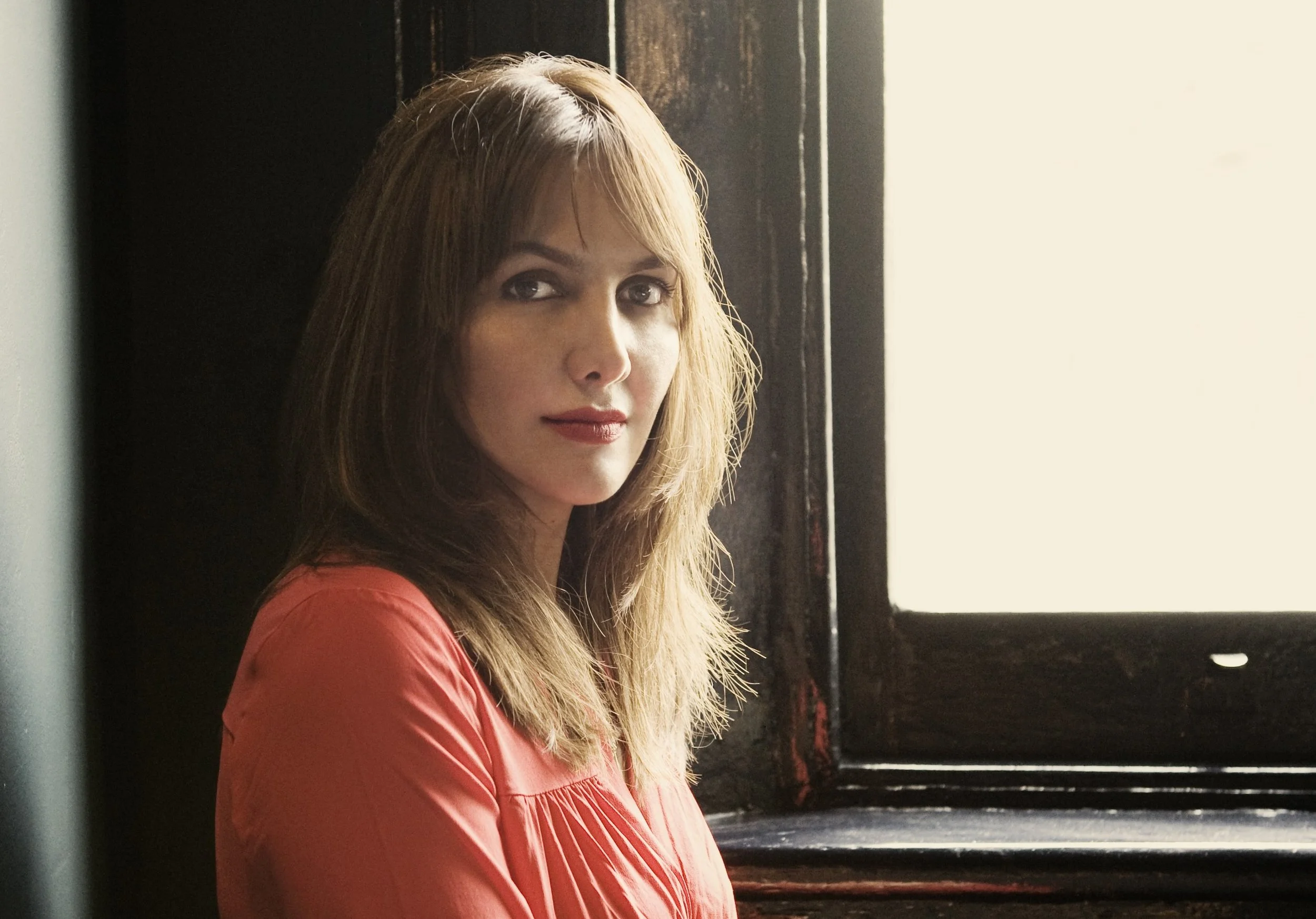 Static Under Concrete: Layla Kaylif's Refusal to Choose