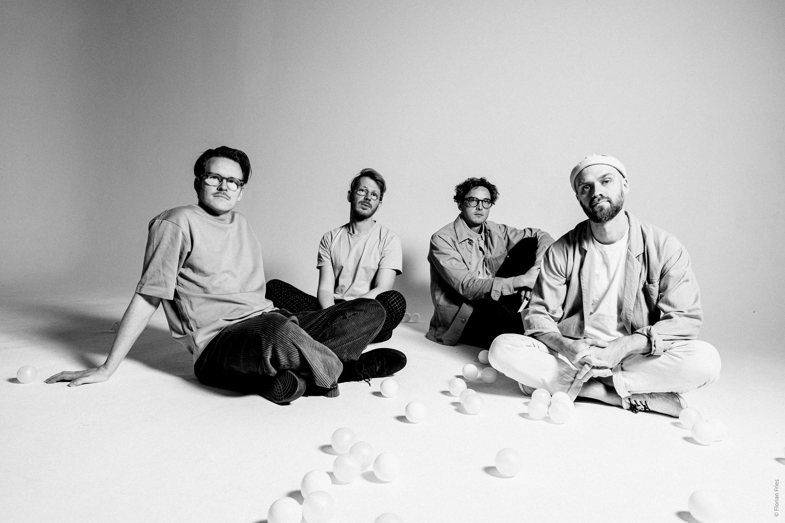 SCHMID'S HUHN TURN A DEAD COMPOSER INTO A LIVING ARGUMENT