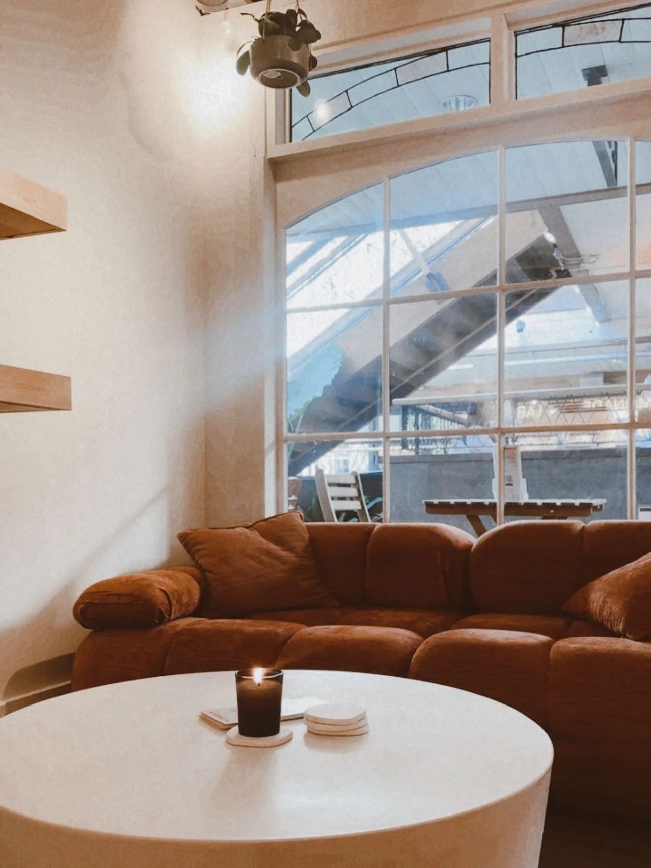 Come stay cozy in our little sanctuary as the rain starts to fall again 🌧️ ☕️ 🐶