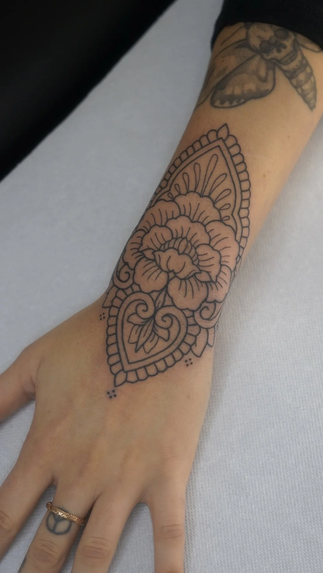 Ornamental & art nouveau