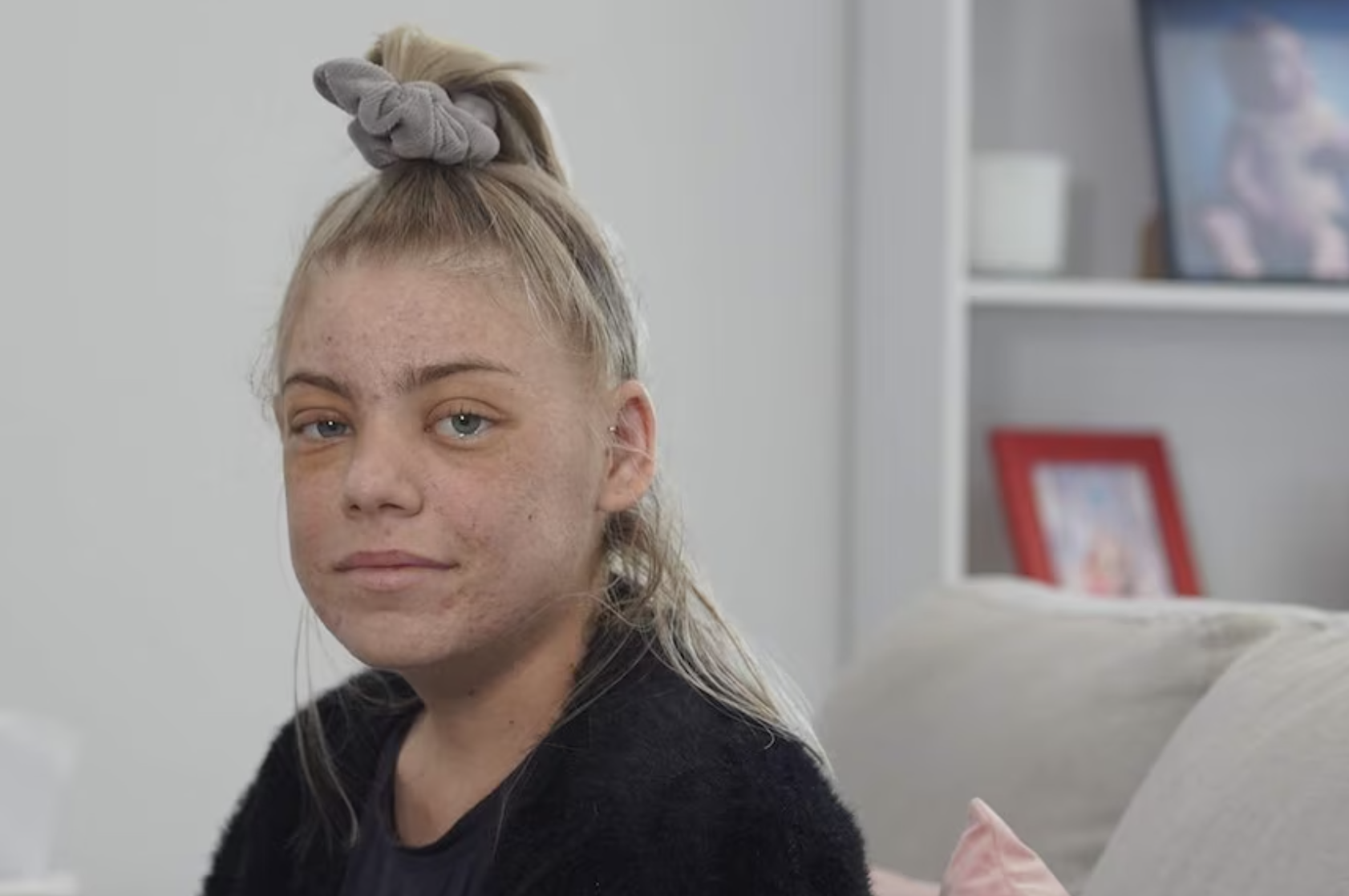 Gold Coast woman with terminal cancer warns others to get second opinion after doctors allegedly failed to take lump biopsy