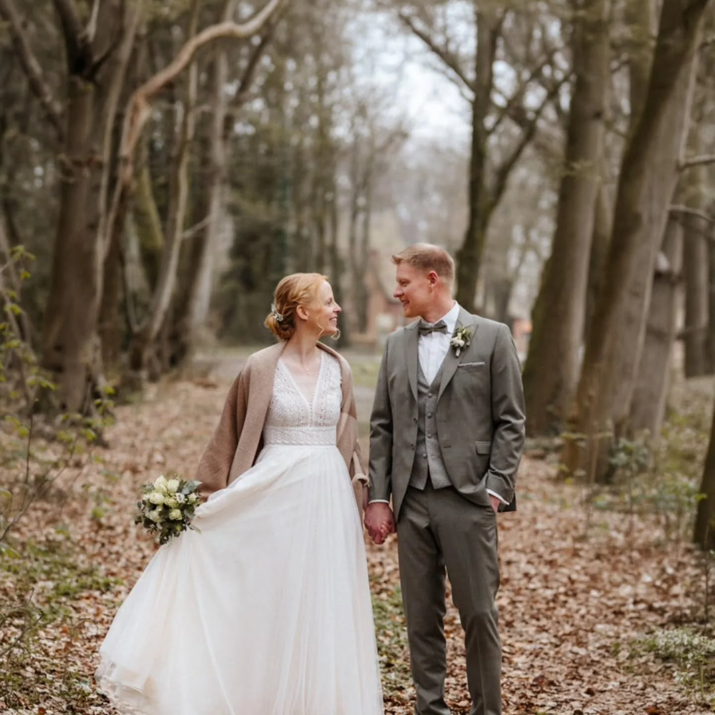 Die ersten Bilder der diesj&auml;hrigen Hochzeitssaison .

Ich freue mich auf alles, was noch kommt.
Und auf all die Paare, die ich in diesem Jahr noch begleiten darf. 🤗

Doreen Willoh Fotografie
hallo@doreenwillohfotografie.de
WhatsApp: 01767038683