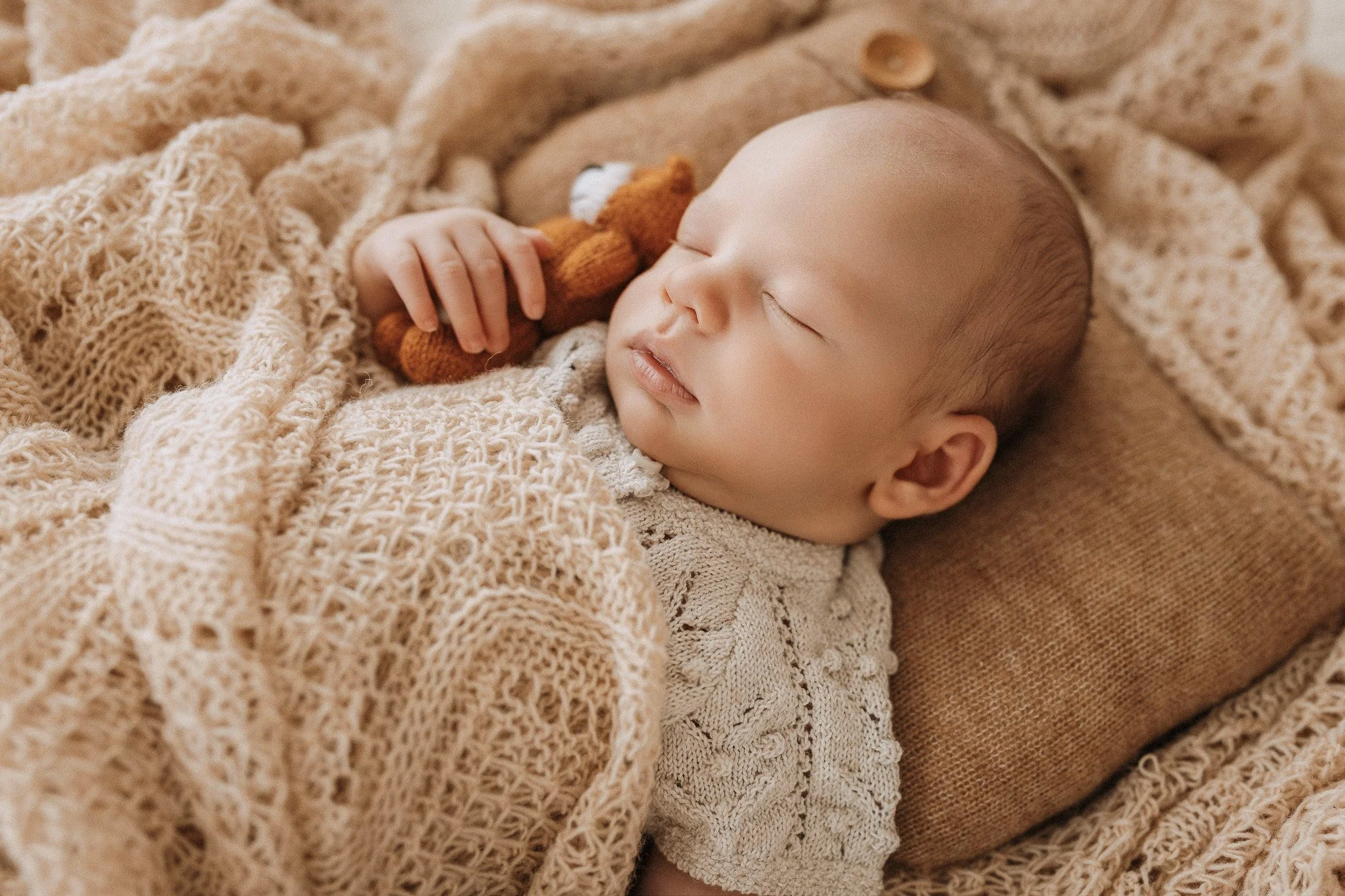 newborn-emsland-doreen-willoh (10 von 23).jpg