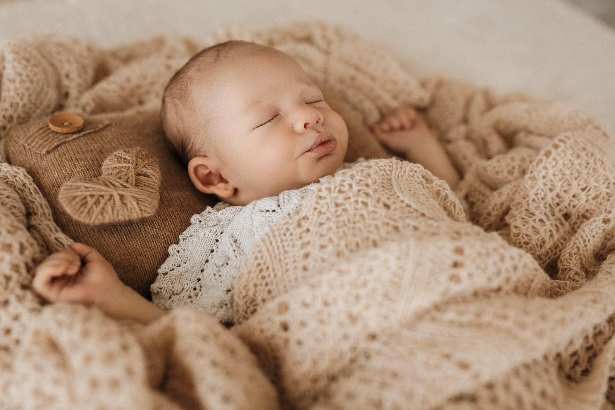 newborn-emsland-doreen-willoh (11 von 23).jpg