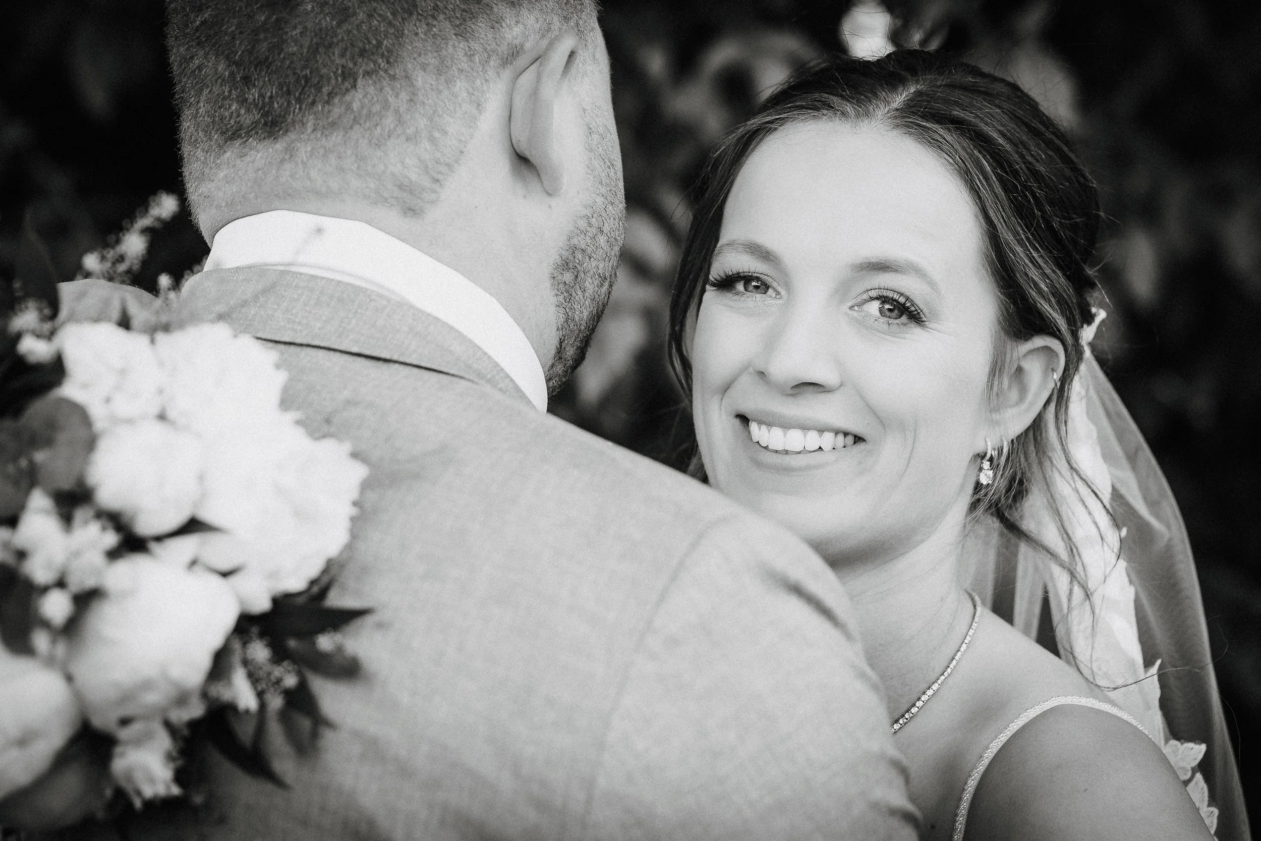 Brautpaarshooting SW (22 von 29).jpg