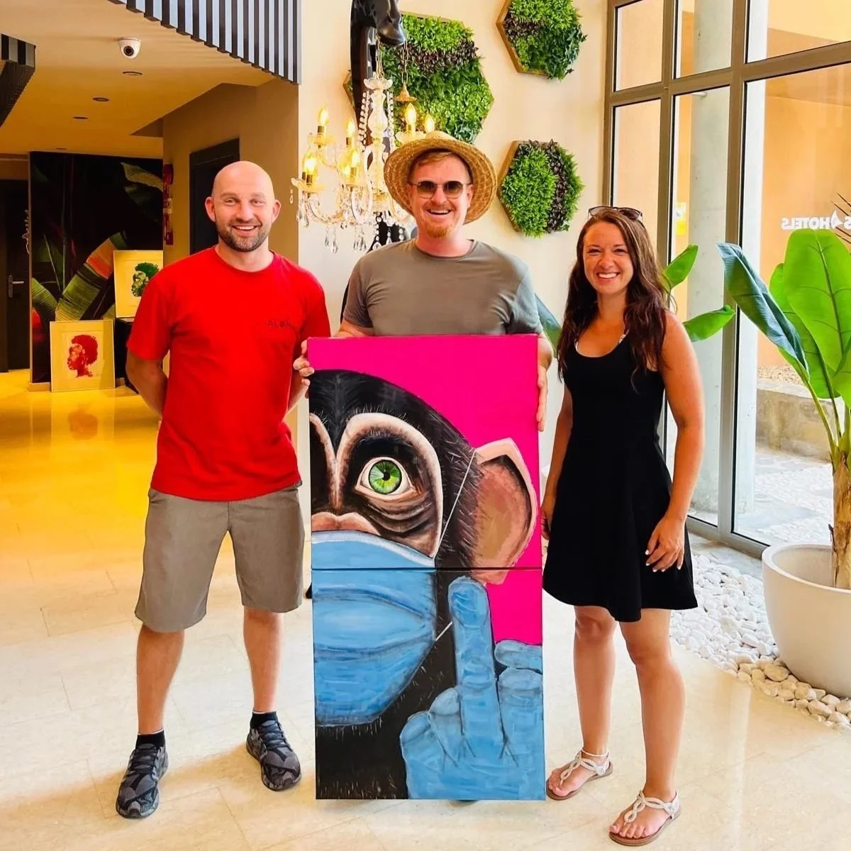 Jonas Skov and clients at exhibition in Mallorca