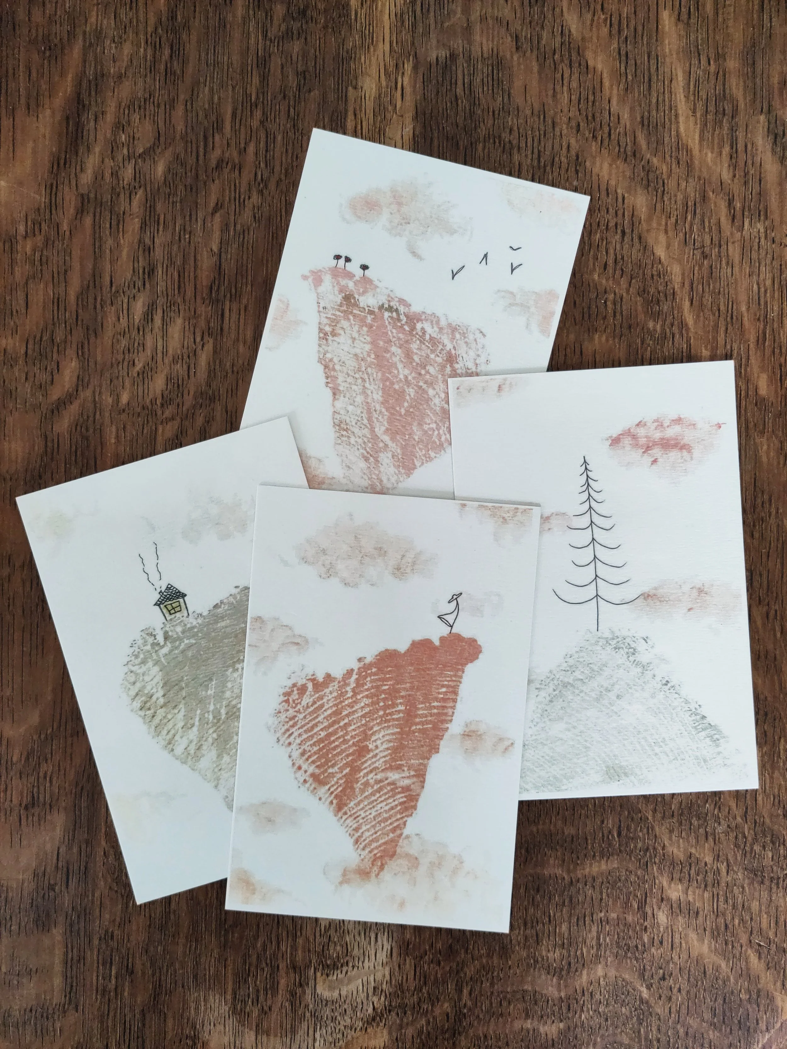 Lot 4 cartes postales