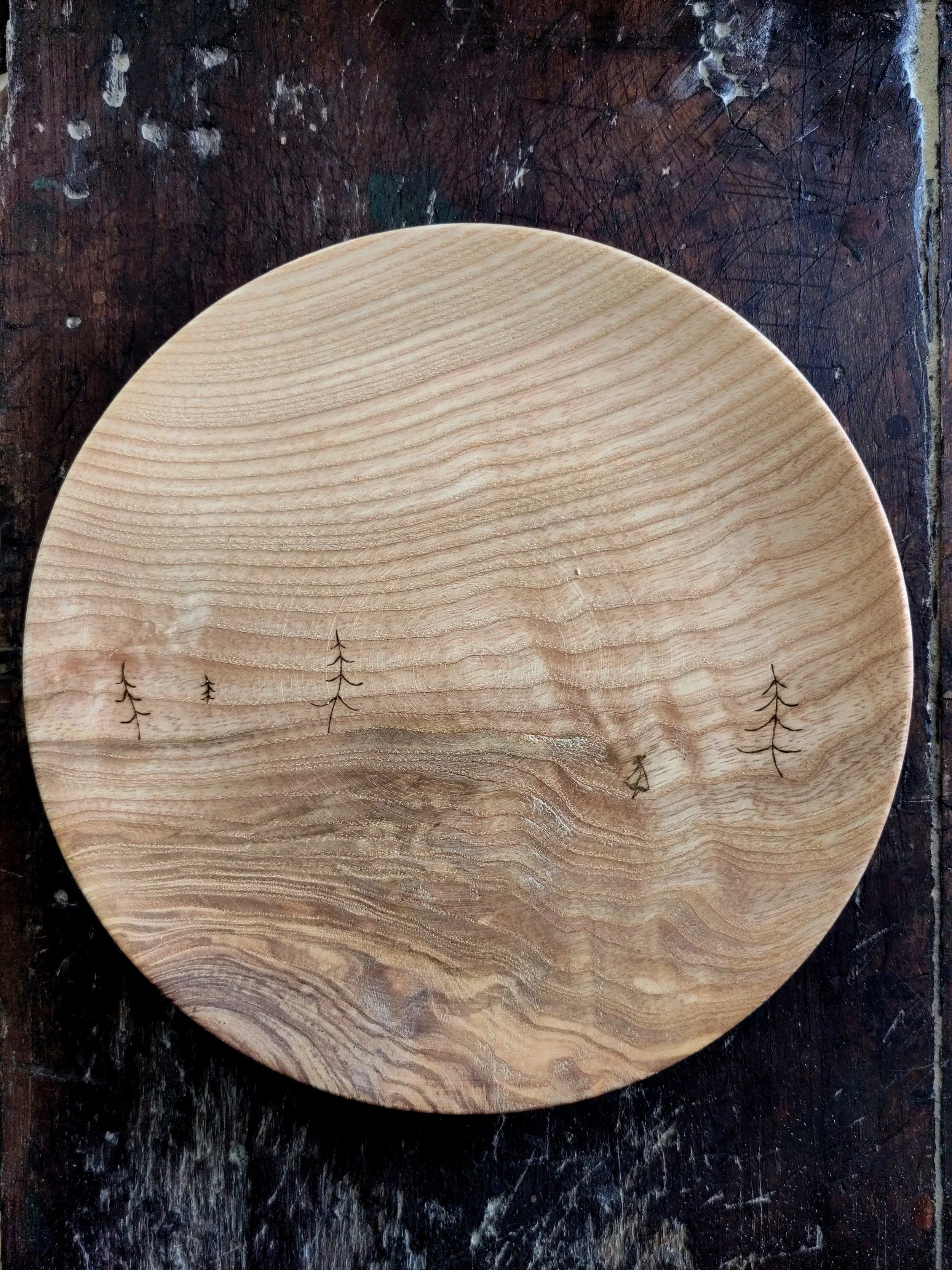 Assiette 4 Sapins + Personnage