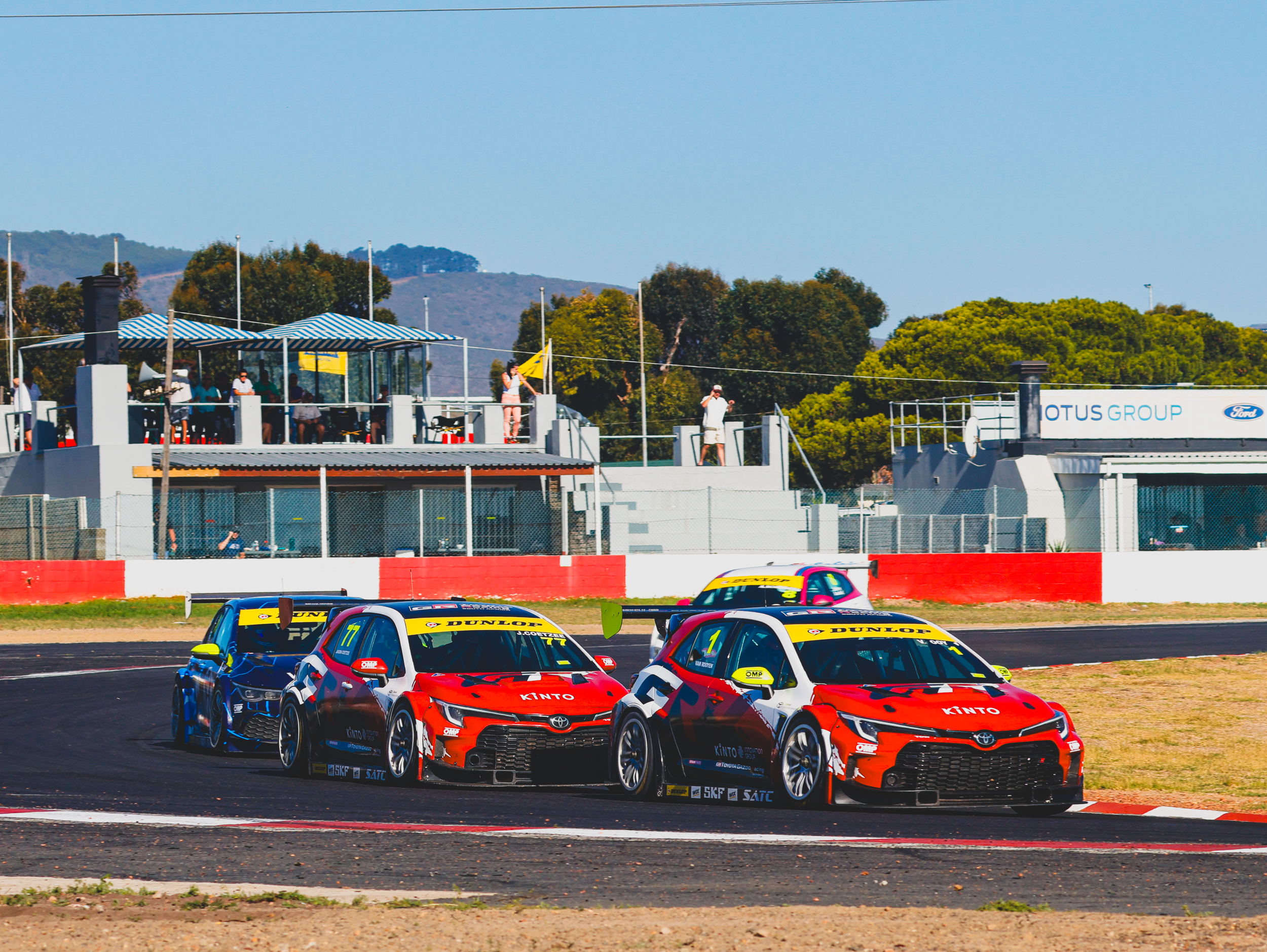 Van Rooyen Battles Brake Issues in Tough SATC Season Opener