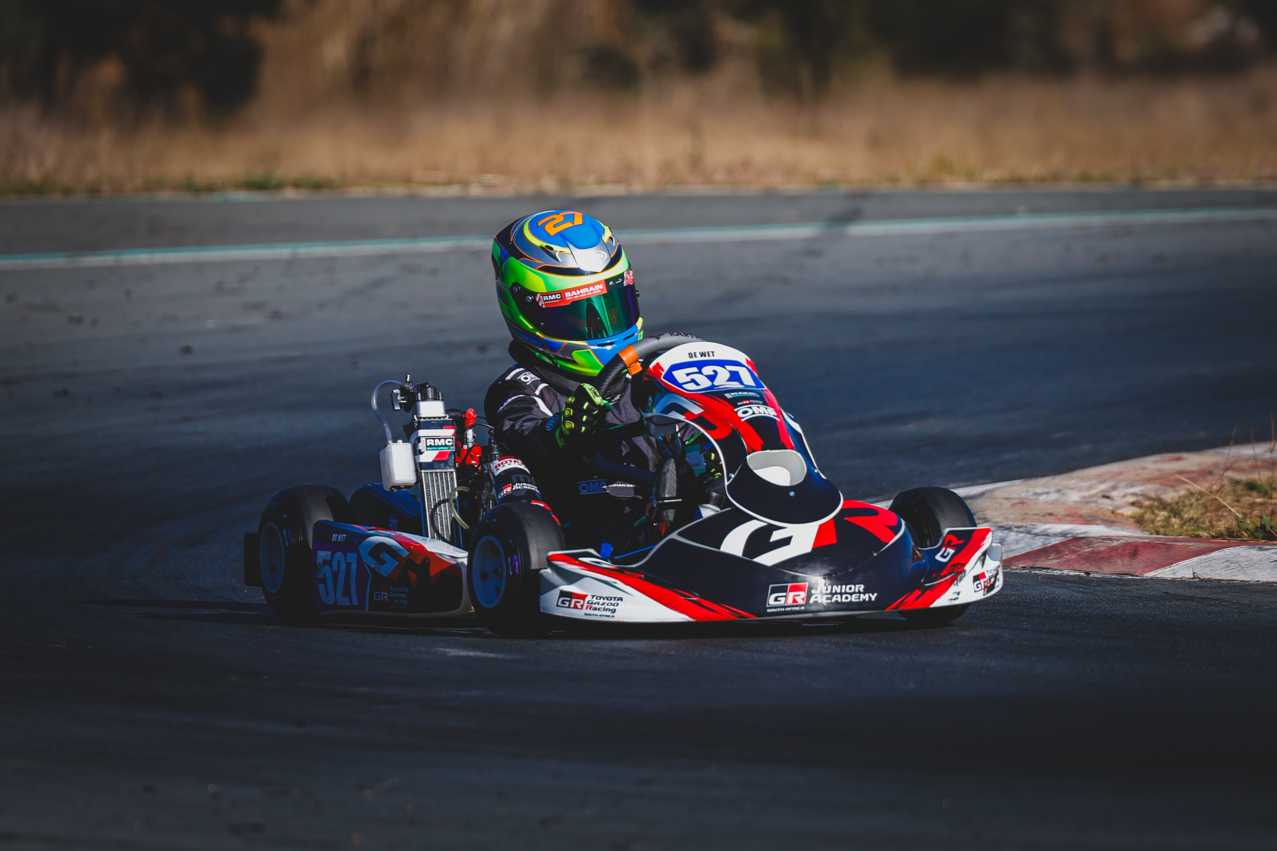 Rookie De Wet Delivers Breakthrough Mini MAX Victory at FK