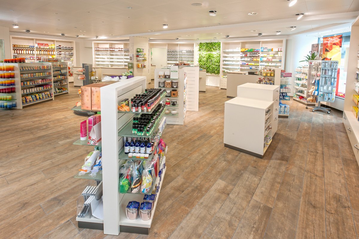 B&F Safran Drogerie 001.jpg