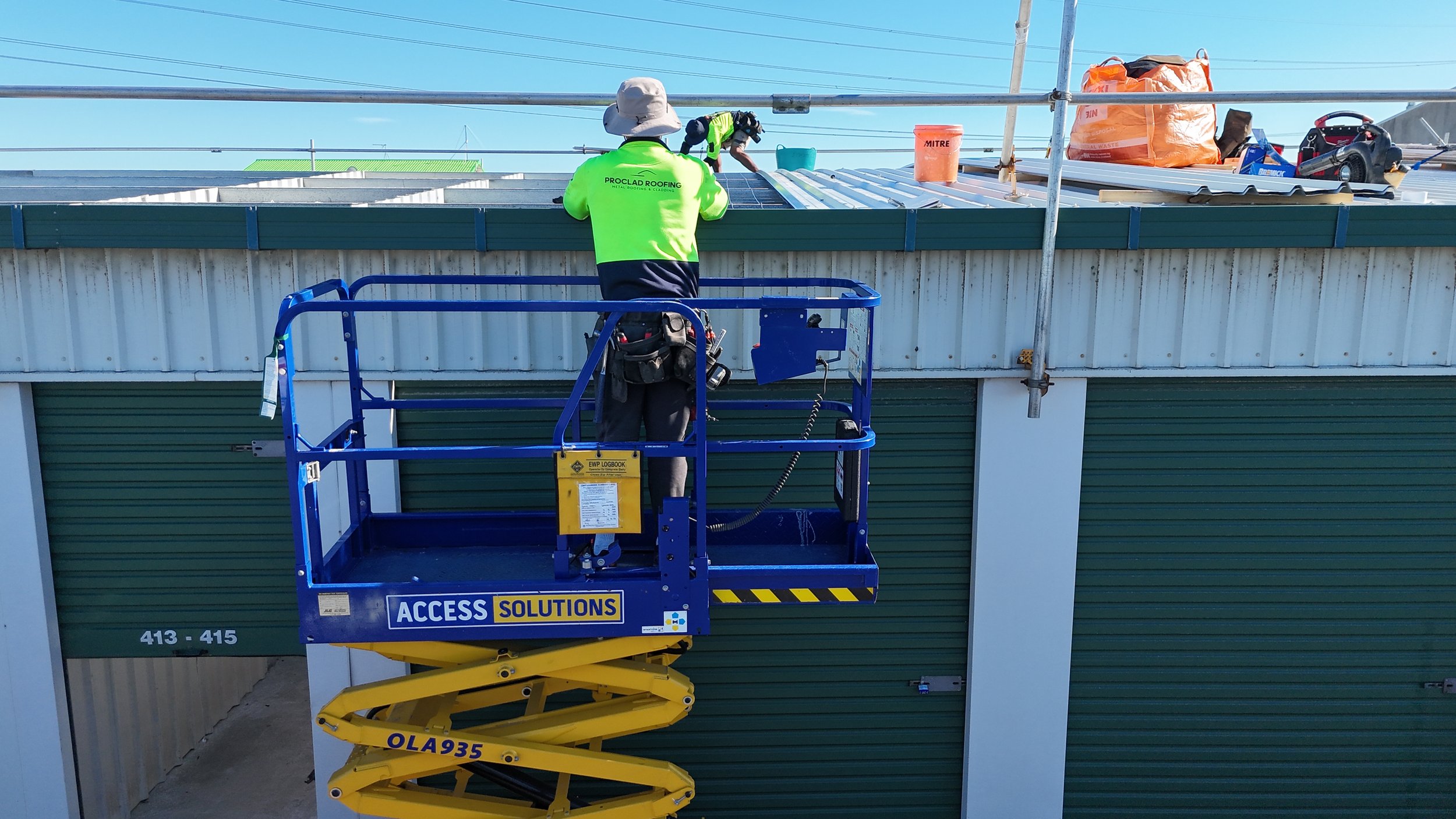 Commercial Roofing Contractors: What Building Owners Should Look For